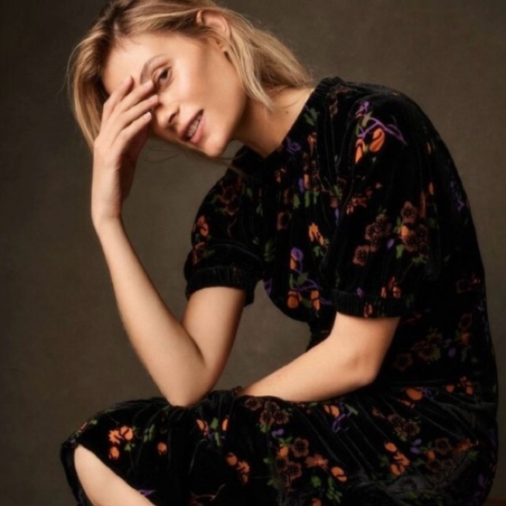 Anthropologie Othilia Laura Black Velvet Midi Dress Size Small